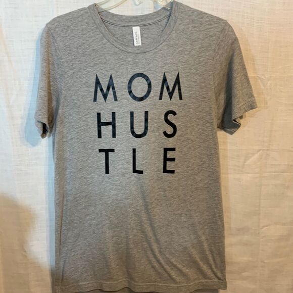 Bella Canvas size medium mom hustle gray tee shirt - Picture 1 of 6